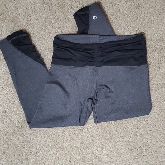 Lululemon cropped leggings - Picture 4 of 7